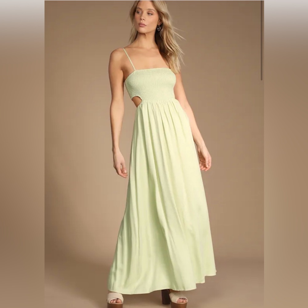 NWT Lulu's Mint Green Maxi Dress with Cutout- XS